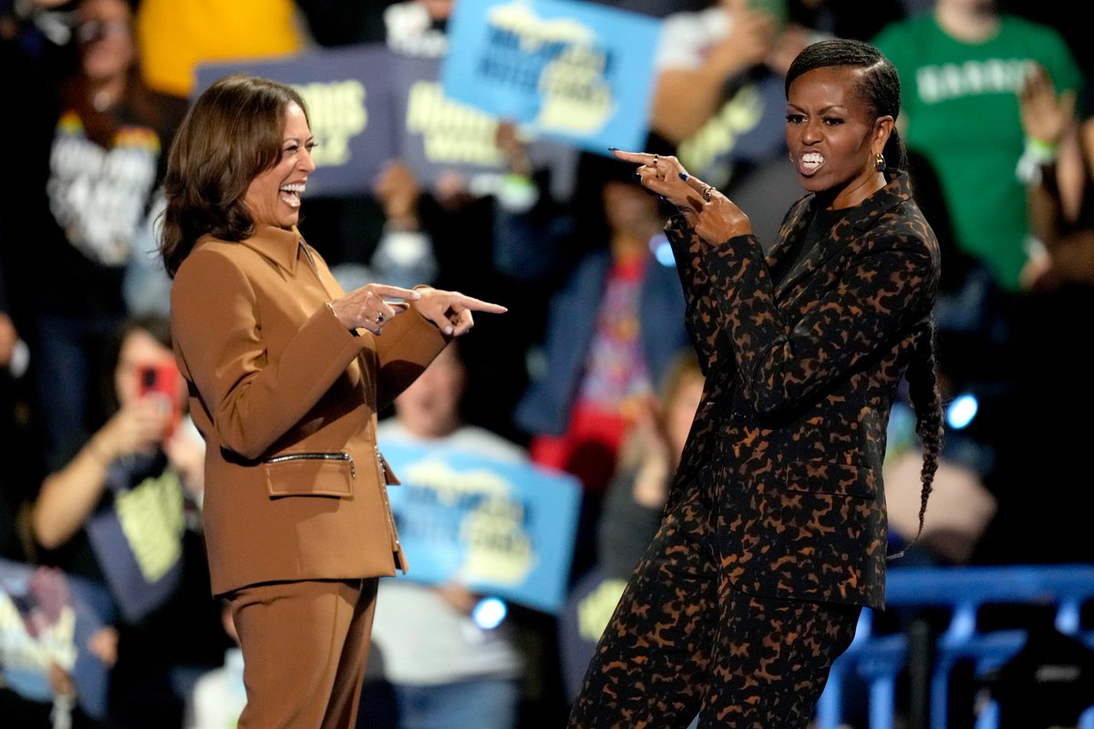 Protect Kamala Harris ✊ (@disavowtrump20) on Twitter photo Nobody pisses <a href="/realDonaldTrump/">Donald J. Trump</a> off more than Kamala Harris and Michelle Obama.
Please don’t RETWEET this and make him angry! Nobody pisses <a href="/realDonaldTrump/">Donald J. Trump</a> off more than Kamala Harris and Michelle Obama.
Please don’t RETWEET this and make him angry!
