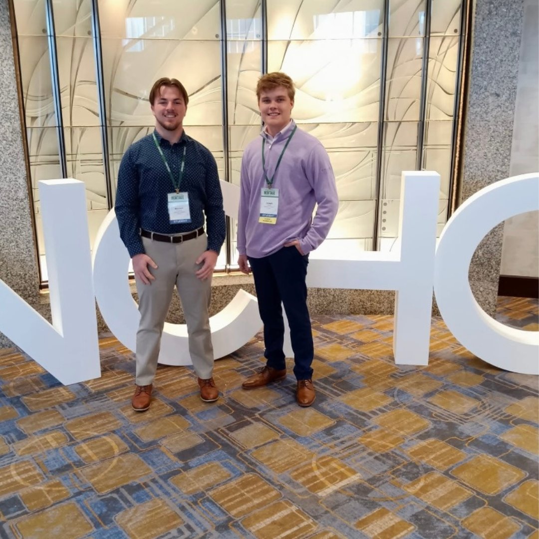 NewmanU's tweet image. Nicknamed the City of Fountains for having more than 200 fountains — the world’s second largest amount only to Rome — the Kansas City conference fittingly quenched the Honors students’ thirst for knowledge.

Find the full story: bit.ly/4gVtWZf 

#NewmanU #Honors