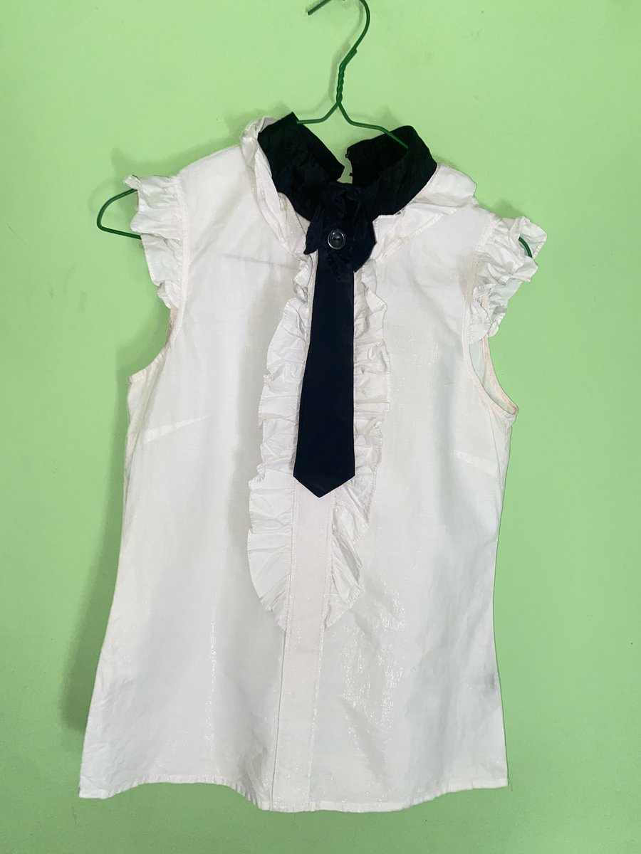 hi guys, aku punya tangtop murce aja bisa dijadiin inner atau vest nanti aku spill dibawah
dom bekasi
start 15k-20k aja
s.shopee.co.id/7zx5VV6DPg