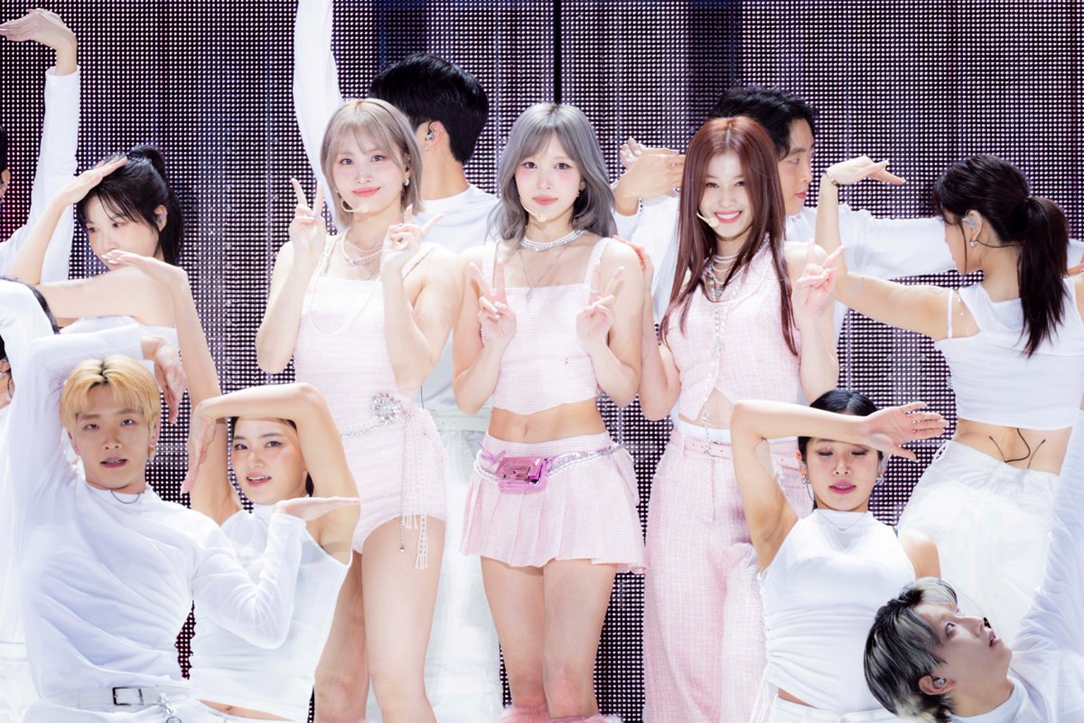 oricon's tweet photo. MISAMO、初のドームツアー完走
全6公演で25万人が熱狂✨️

「MISAMOとして立てると思ってなかった」
「皆さんに感謝の気持ちでいっぱいです❗️」　

✍🏻東京ドーム公演
ライブレポ＆ライブ写真20枚
https://t.co/cpao2ojwNS

#MISAMO #JAPANDOMETOUR2024 https://t.co/Wo2Hz1k2Ed