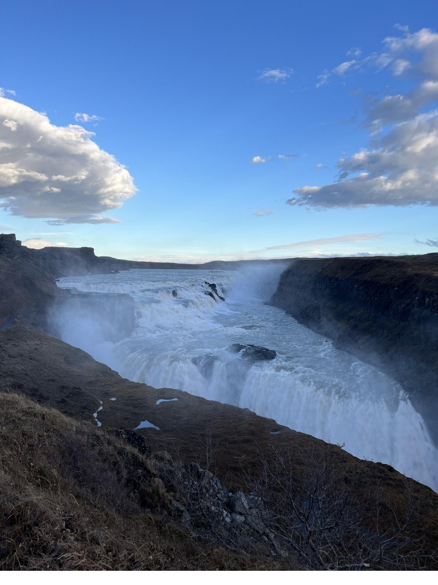 Adaeerr's tweet image. Gullfoss Golden Waterfall shared by a friend