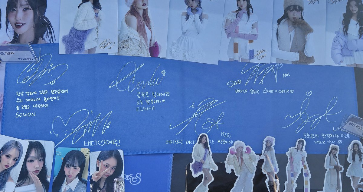 gfriend_theluv's tweet photo. 엠디 슬로건 멘트

소원 - 항상 격하게 그립고 보고 싶었어
            우리 재미나게 놀아보자!! 늘 고맙고 사랑해♡
예린 - 버디♡예린
은하 - 응원은 힘차게!! 오늘 행복하자♡
유주 - 여자친구는 버디의 영원한 짝꿍이야
신비 - 버디♡ 응원은 힘차게!!! 알지?♡
엄지 - 후회없이 만끽하자 오늘을
            레쓰고 버디🎵
