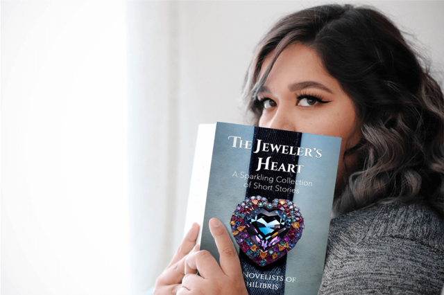 NEW RELEASE!   The Jeweler's Heart, a novel created with short stories by 17 award-winning authors &amp; provides sampler of their works. #NewReleases  #BooksWorthReading  blybooks.com/books/collecti…