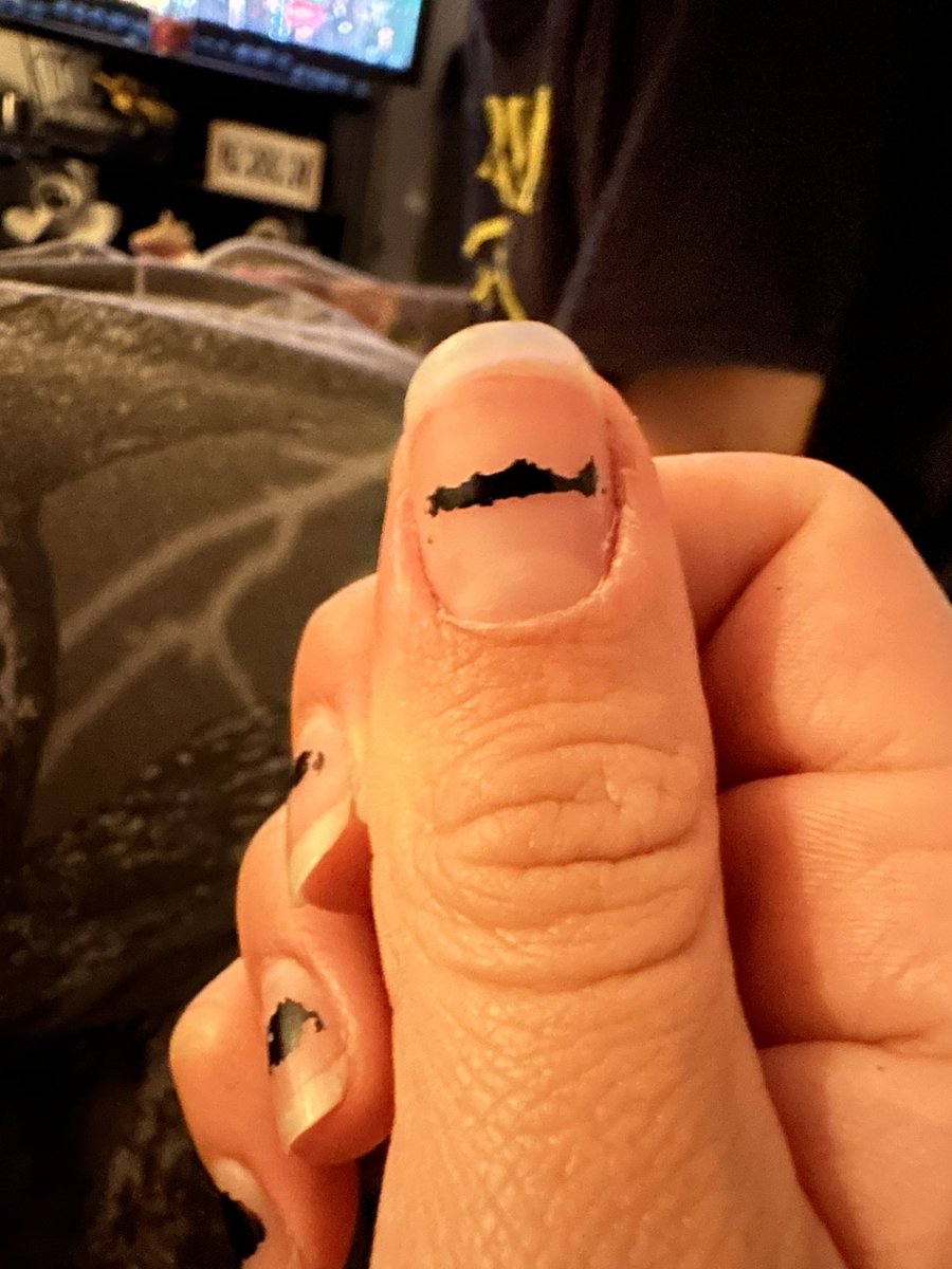 givemebudlight's tweet image. wait