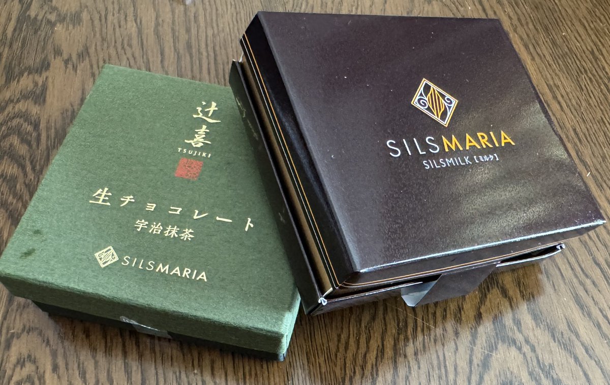 teamk44's tweet photo. 生チョコ発祥の店、SILS MARIA‼️
美味しいけど、ん〜、ROYCE’の方が好きかなぁ・・・ https://t.co/YjiobZKh9i