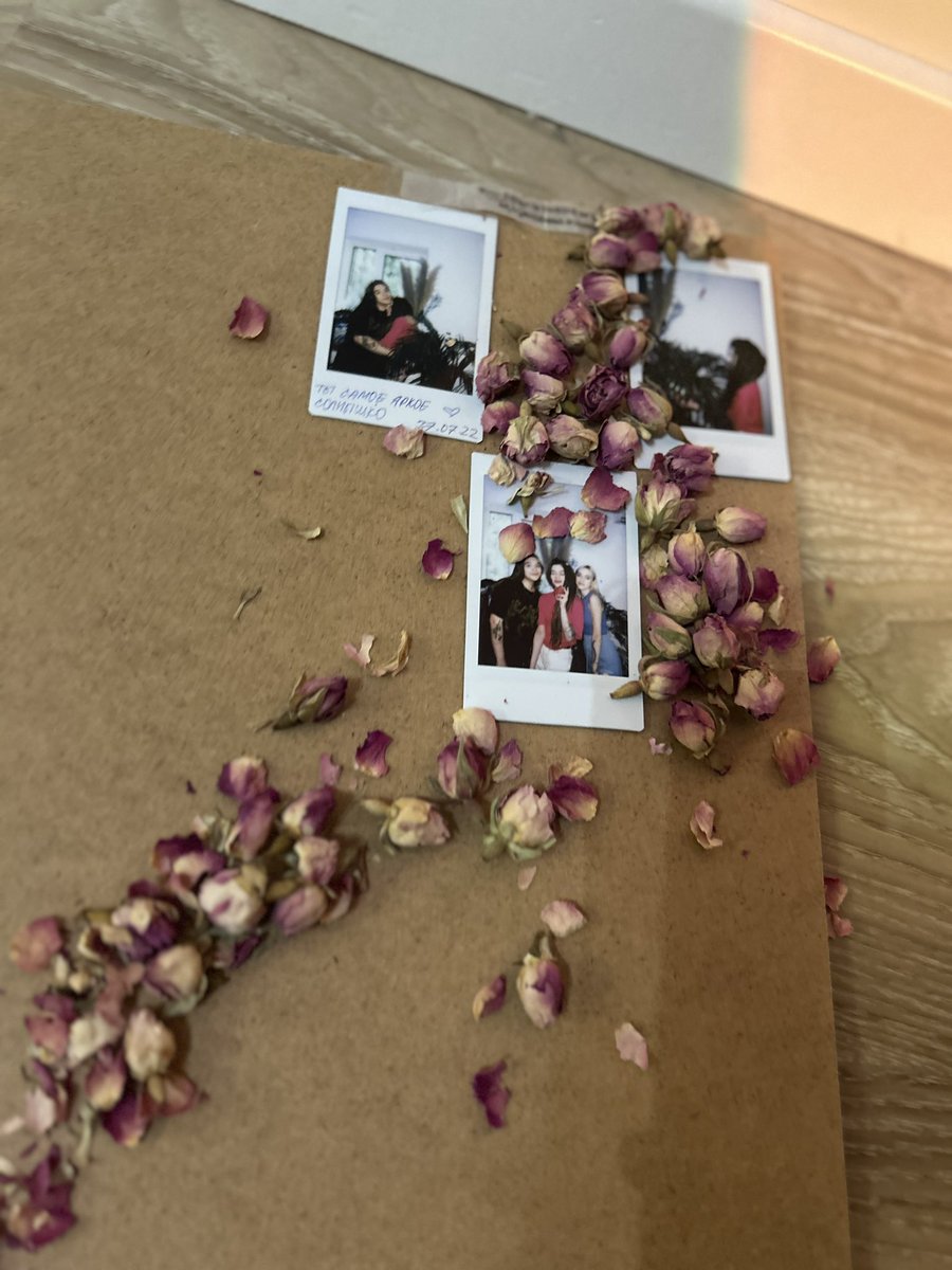 Что то чепушила,рисовала. Мне понравилось