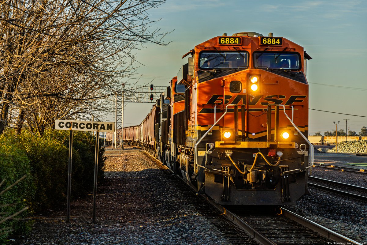 TTGandyDancer's tweet photo. Railfanning the BNSF Bakersfield Subdivision has been a cherished part of my life since childhood. In many ways, my passion for all things railroads was born in this very spot. I still remember the days Grandpa would take me to the old depot in Corcoran, California. We’d smash pennies on the tracks and watch the freight trains thunder by. Though both Grandpa and that historic depot are now long gone, my love for sitting trackside in Corcoran, watching freights thunder past, remains as strong as ever. Today, the town’s rebuilt station—with its cozy benches and perfect views of the tracks that stretch endlessly north and south—makes railfanning here even more enjoyable. Just recently, during a holiday visit to see Grandma, I brought my own kids down to the tracks. Together, we sat, watched the trains, and created new memories. Below are some snapshots from our adventure.
#trainphotography #railfanning #diesellocomotive #dieselpower #BNSF #CorcoranCA #railfans_of_instagram #railroadphotography #ttgandydancer