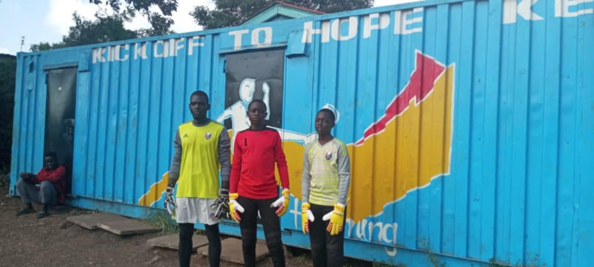 TopBarKeepers's tweet photo. More great pictures from Kenya! https://t.co/e51l8oq9rE