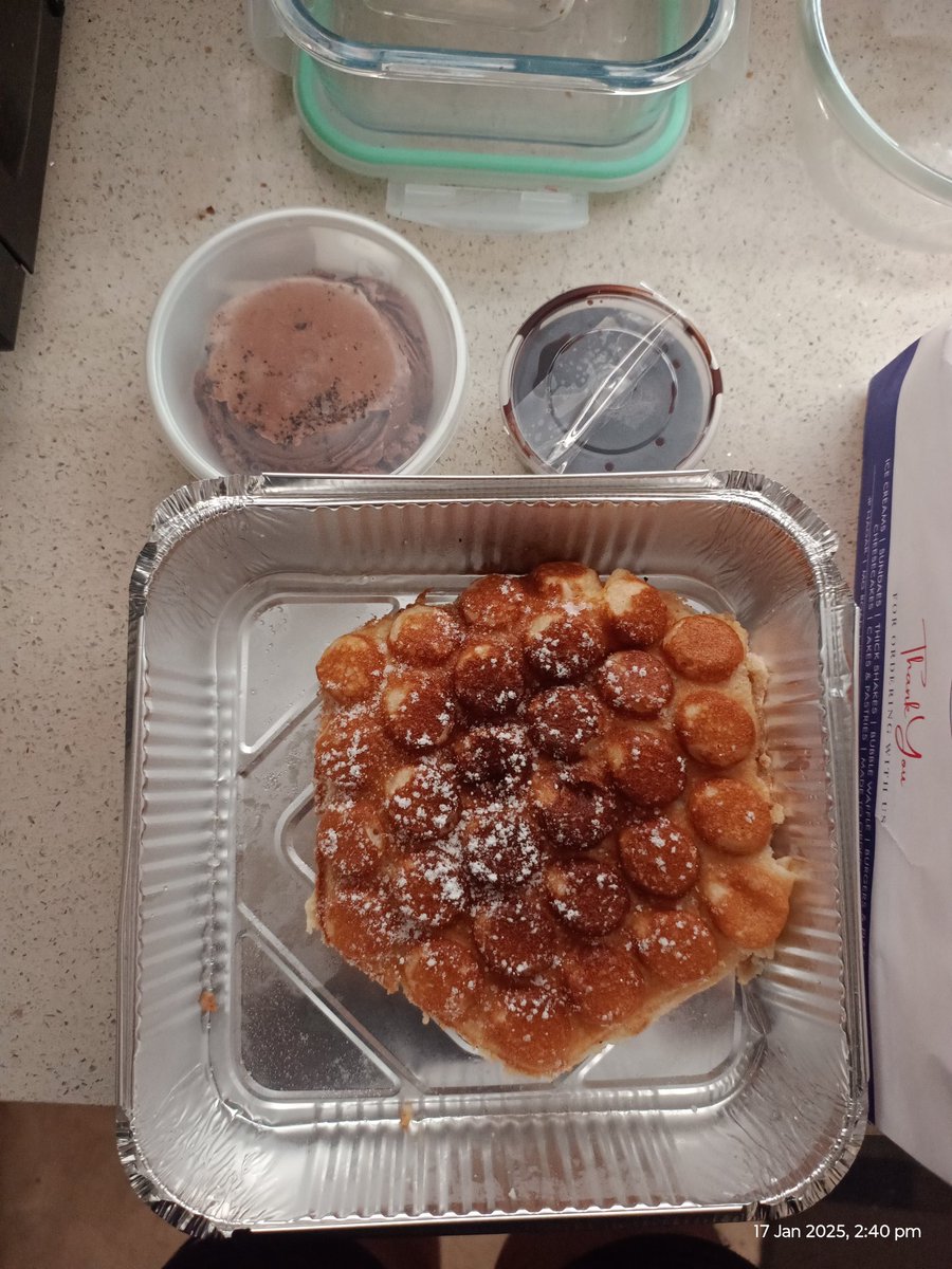 pickled_pretzel's tweet photo. @SwiggyCares Take a look at how other restaurants send it. @Swiggy @SwiggyCares https://t.co/XjoG8mZmvV