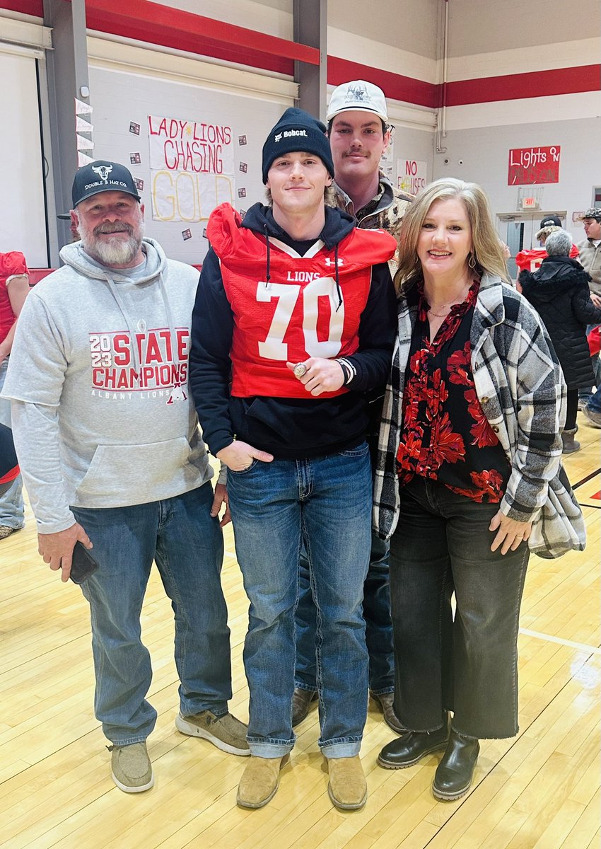 Dee Dee Waggoner (@deedeewaggoner8) on Twitter photo 2nd ring finally arrived, and we were blessed to celebrate our BACK-TO-BACK STATE CHAMPS one last time. So incredibly proud of you <a href="/zane_waggoner/">zane waggoner</a>!!! Keep grinding, kiddo. The best is yet to come. 2nd ring finally arrived, and we were blessed to celebrate our BACK-TO-BACK STATE CHAMPS one last time. So incredibly proud of you <a href="/zane_waggoner/">zane waggoner</a>!!! Keep grinding, kiddo. The best is yet to come.