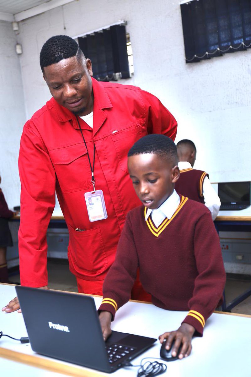 ali_naka's tweet image. EFF donated Laptops in schools. What is the Opposition or the Alternative in your country doing for the People?