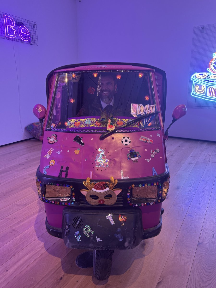 Blue Coat School Coventry (@bluecoatcofe) on Twitter photo Year 9 students had a fantastic day at Compton Verney yesterday working with the artist Chila Kumari Singh Burman and responding to her work. <a href="/CKBURMAN/">Chila Kumari Burman</a> <a href="/ComptonVerney/">Compton Verney</a> Year 9 students had a fantastic day at Compton Verney yesterday working with the artist Chila Kumari Singh Burman and responding to her work. <a href="/CKBURMAN/">Chila Kumari Burman</a> <a href="/ComptonVerney/">Compton Verney</a>