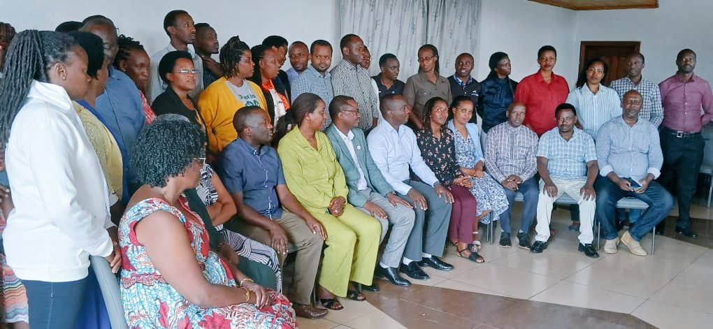 RNMU (@rnmu1) on Twitter photo The shop stewards are happy about their roles of negotiating on behalf 9f their fellow nurses/midwives for better workplace working conditions <a href="/gitembas2020/">Gitembagara</a> <a href="/norsksykepleier/">Norsk Sykepleierforbund</a> The shop stewards are happy about their roles of negotiating on behalf 9f their fellow nurses/midwives for better workplace working conditions <a href="/gitembas2020/">Gitembagara</a> <a href="/norsksykepleier/">Norsk Sykepleierforbund</a>