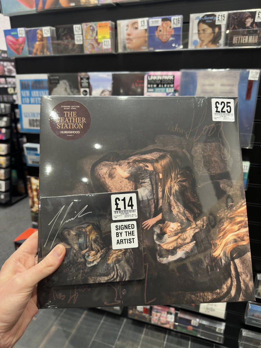 foppnotts's tweet image. Part 2 of new music friday:

David Gray - Dear Life
Weather Station - Humanhood
Songhoy Blues - Heritage

#fopp #foppnotts #nottingham #davidgray #songhoyblues #weatherstation