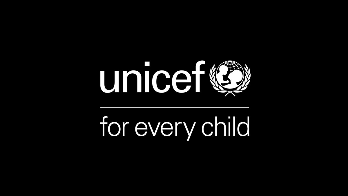 Another life of a child lost in yet another fire in the #Rohingya Refugee Camps. We send our deepest condolences to the affected family.
<a href="/UNICEF/">UNICEF</a> &amp; partners are on the ground, assessing the extent of the damage &amp; providing crucial support to the affected children &amp; their families.