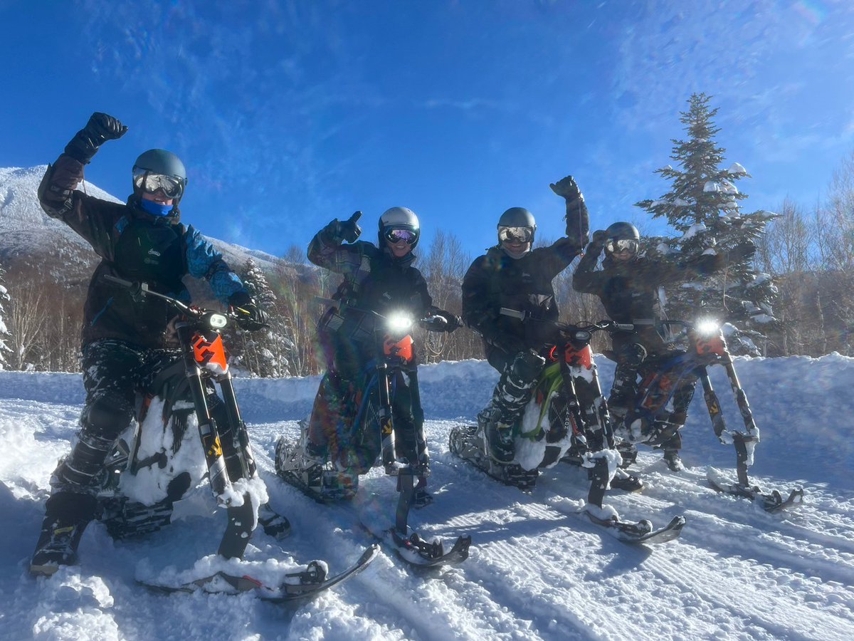 eTRAILPARK's tweet photo. eSNOW志賀高原

eSnow bike is the best snow experience👍

https://t.co/maFAYhc5oS

#ski #esnow #yakebi #snow #activity https://t.co/eQWCdJH1c1