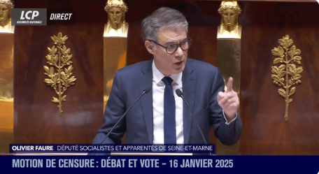 Grace aux négociations du <a href="/partisocialiste/">Parti socialiste</a> 
✅Hausse du budget de l'#hôpital, équivalent à 12000 postes
✅Pas de déremboursement des consultations médicales et des médicaments
✅Maintien d'un seul jour de carence dans la fonction publique, dont hôpitaux

Santé &amp; justice sociale🌹