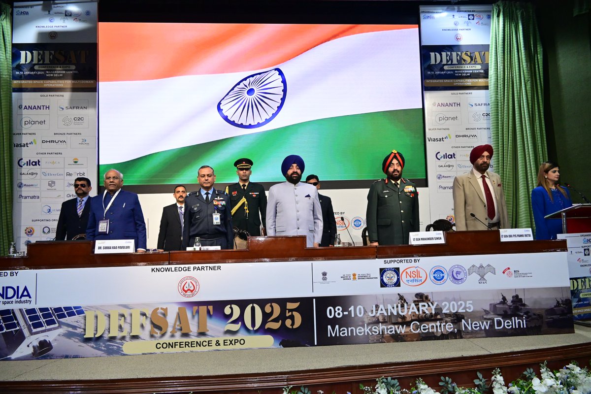 azeysingh's tweet photo. Attended #DEFSAT2025 @SIA_Ind in the presence of the Hon'ble Governor of #Uttarakhand @LtGenGurmit
Impressive Space startups from Uttarakhand 🇮🇳 @AgnikulCosmos @SkyrootA @PixxelSpace are leading the way.
#Uttarakhand Startups explore #ViennaUP 25 🇦🇹https://t.co/CrJihztFeQ https://t.co/HLrg5bzTiO