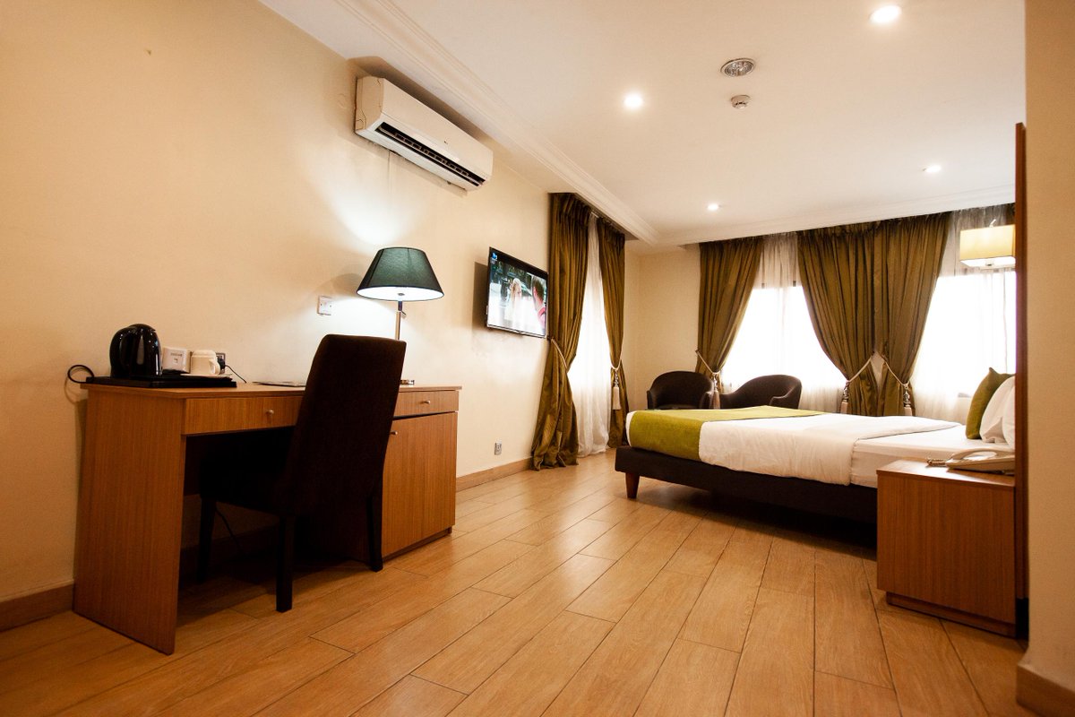GenesisHotels's tweet photo. Experience Luxury, One Night at a Time😍😇
For reservations, 08050499247 and 08052198417 are the numbers to call.
#Trending #Nigeria #MUNSOU #Neymar #CopaDelRey https://t.co/mHqw0tEEX7