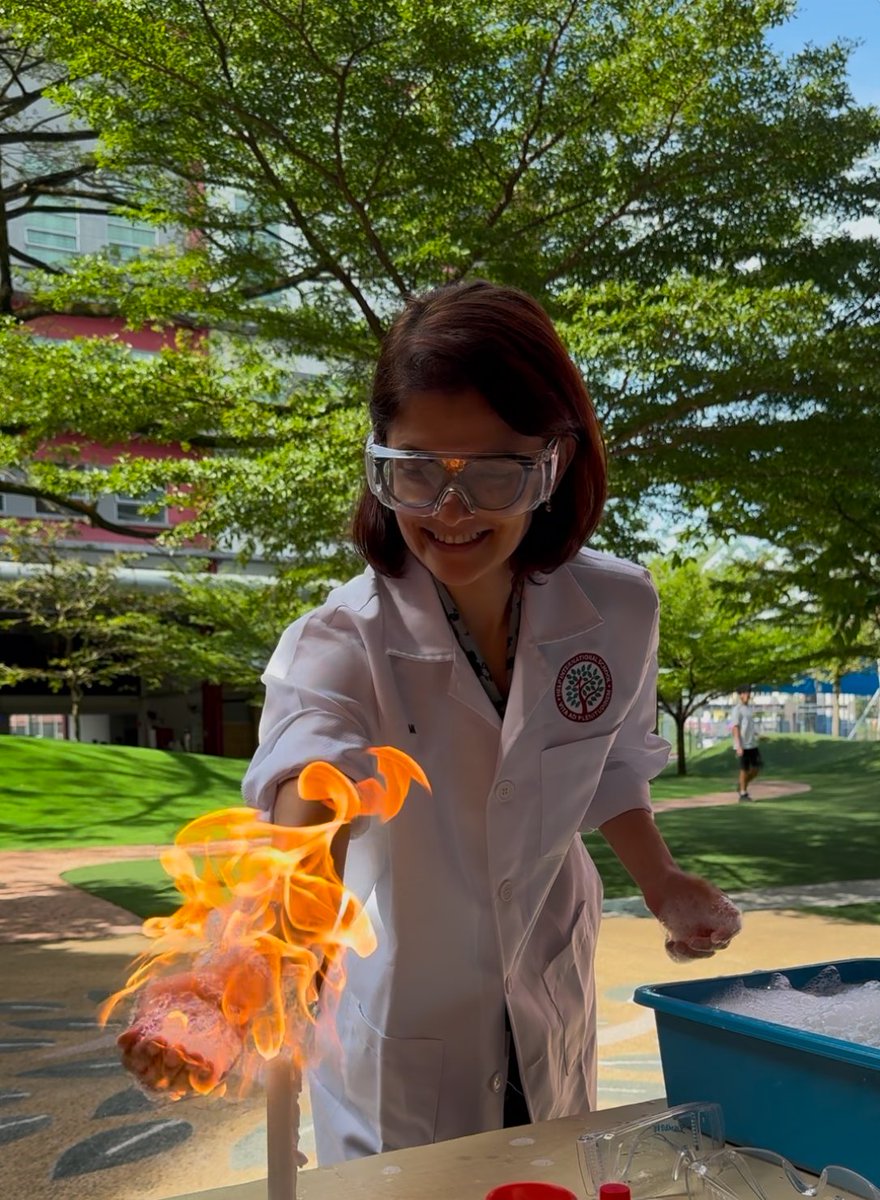 mmeetk's tweet photo. A fiery start to 2025: STEAM Fair Launch @HELPISKL. Thank you @MsNadiaHalim, @HuiChinSay,  @kevinsoertsz and the team of Science, DT &amp; Art teachers + lab techs @HISScienceNow for making this event a success - We are looking forward to our students research &amp; innovation projects. https://t.co/c7eUMSOC1B