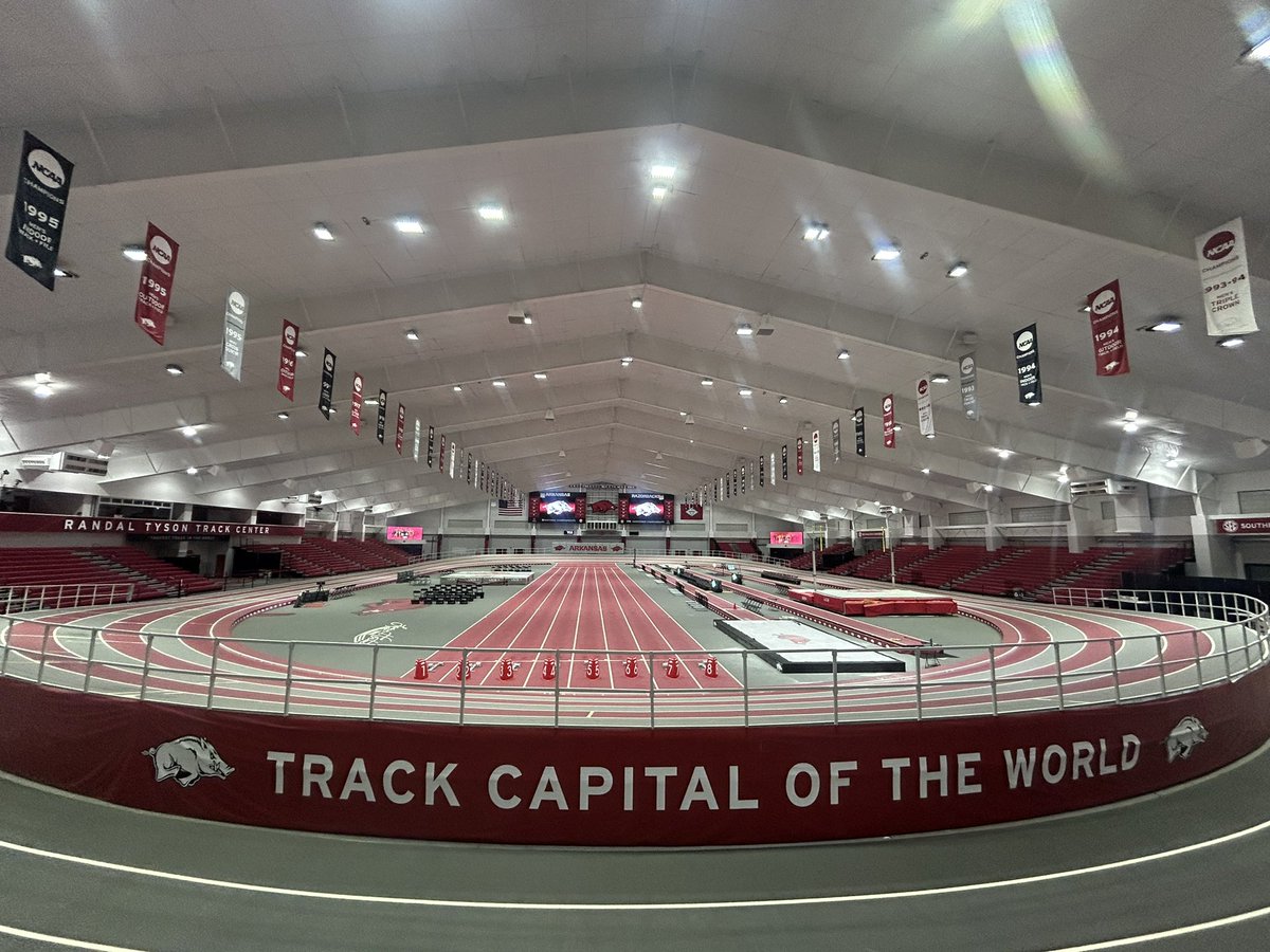 matthewsdowns's tweet photo. The Randal Tyson Track Center is ready for its silver anniversary. 25 years of world class athletes, record performances and championships. 

First meet of the 2025 season tomorrow! https://t.co/gMD93opBYA