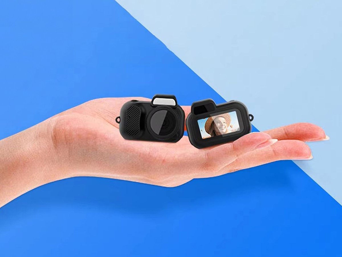 designtaxi's tweet image. Never miss a moment—capture life's adventures with the ultra-compact Mini Keychain Camera. 📸  ow.ly/mAwu50UHvVA

#MiniCamera
 #KeychainCamera
#TechGadgets