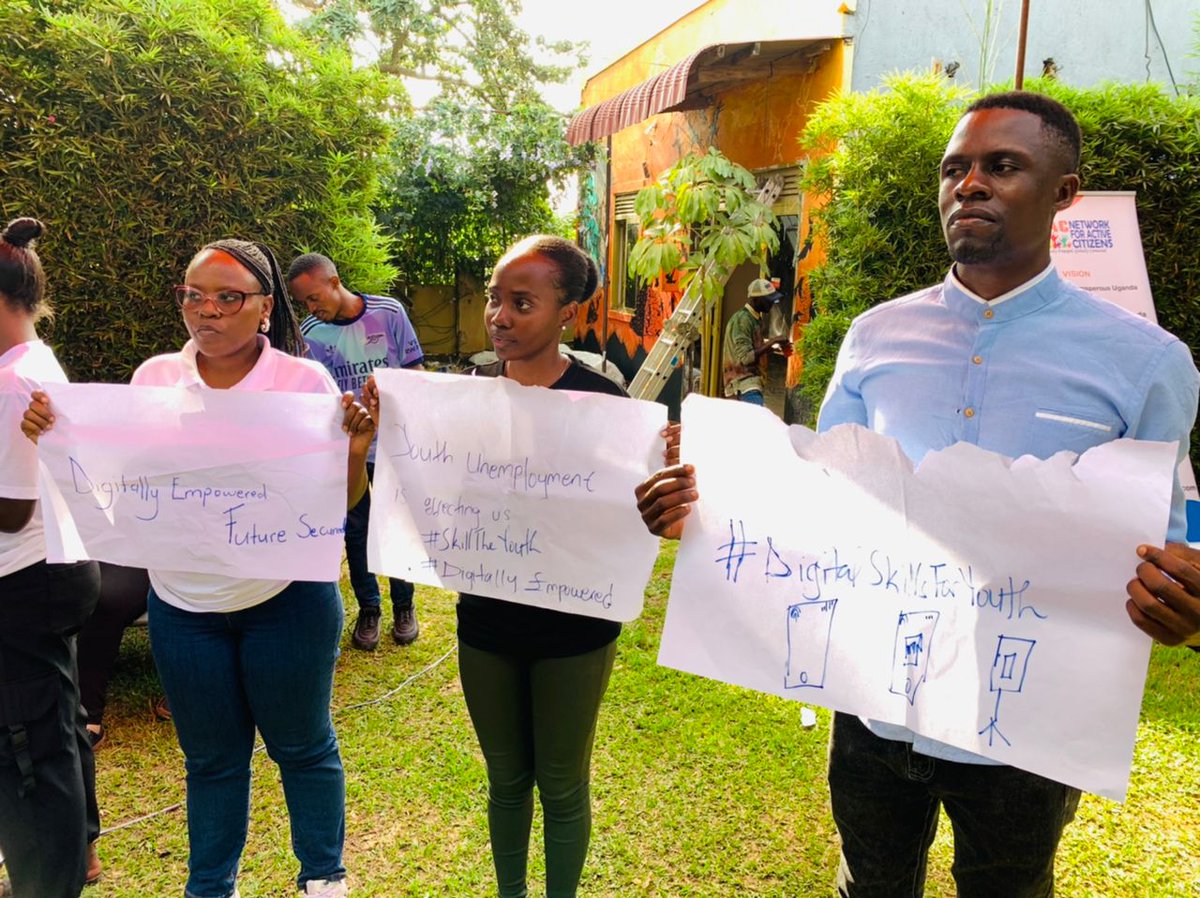 Youth Voices in Action! 
Our young people had a two day  Youth Connect Refresher Training, where they passionately shared their field research findings on youth unemployment, mental health, and the impact of flooding.Together, we’re shaping solutions for a better tomorrow!
