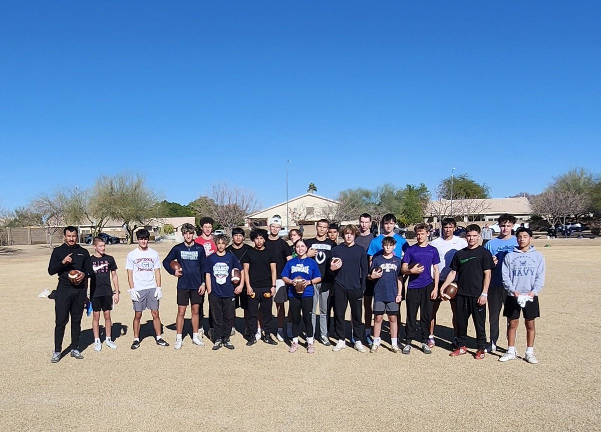 Elev8QBacademy's tweet photo. Great groups last weekend! @quarterbackmag  time to work! https://t.co/4cMJviFP77