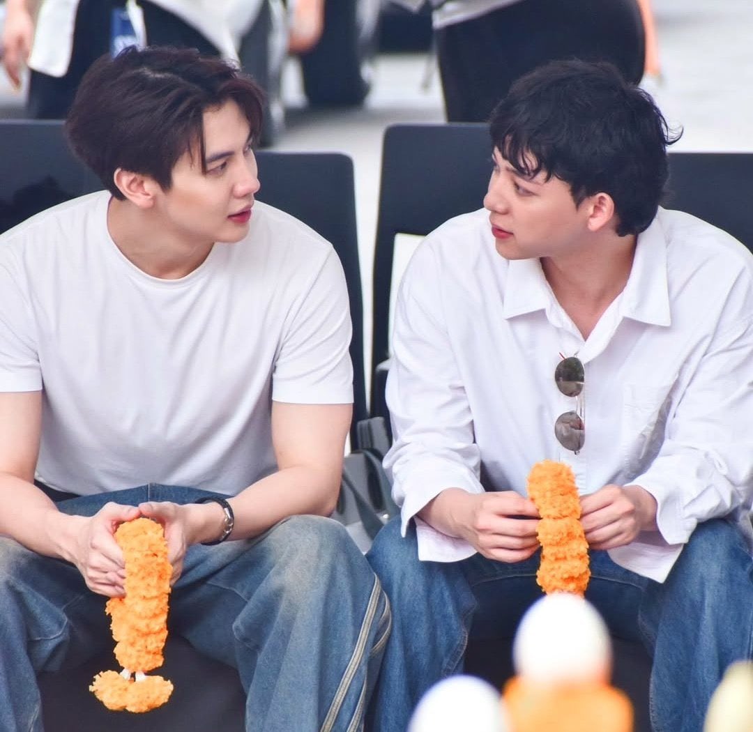 Sugarapple_NN's tweet image. เนื้อคู่แน่นอน ... คนทีsupport กันและกัน คนทีอยู่ด้วยแล้วพาเจริญรุ่งเรืองอ่ะ
JOHANNORTH SECRET CRUSH
#FourEverYouEP16