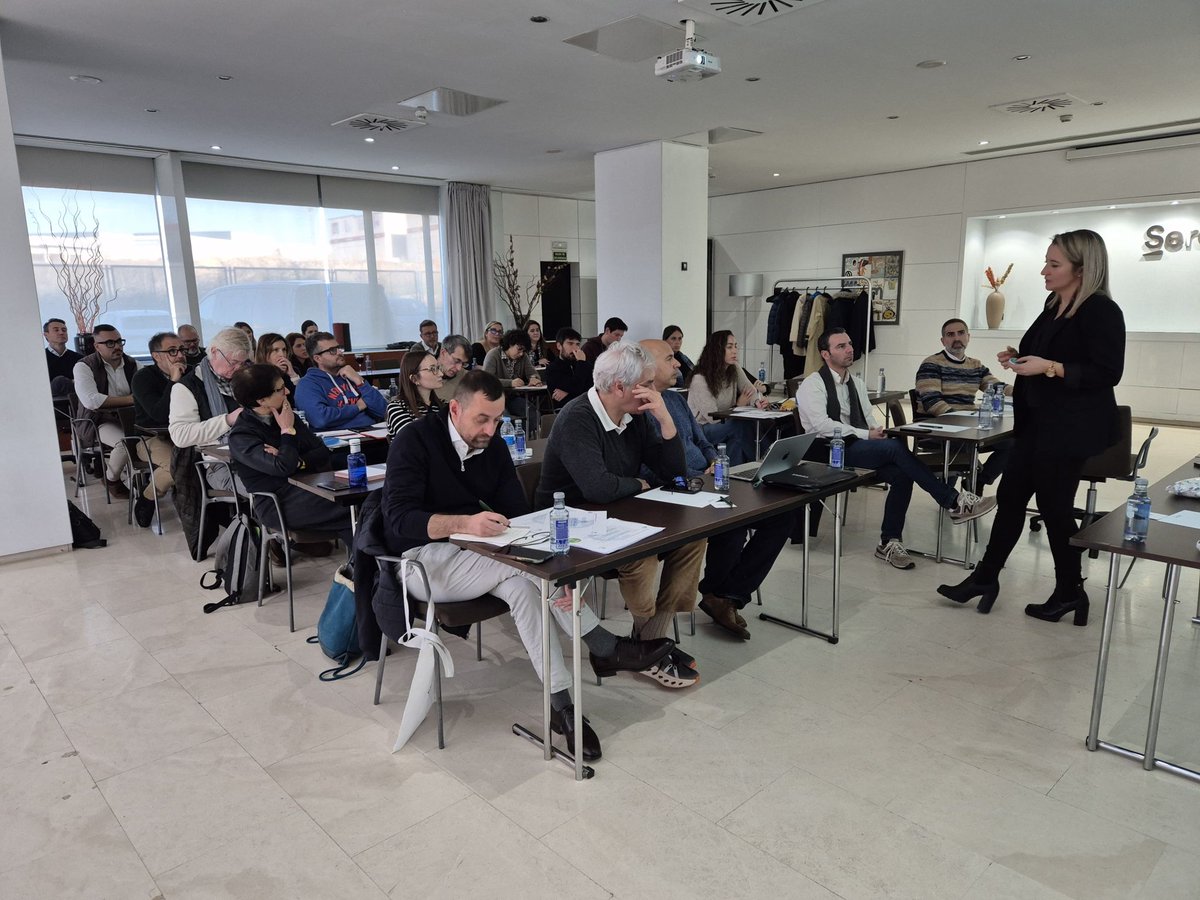 YINGCHI_TMS's tweet photo. ๐๐๐๐๐ผ๐บ๐ฒ๐ฟ๐ ๐ฆ๐ต๐ฎ๐ฟ๐ถ๐ป๐ด
Training weekend in Spain
This weekend, our partner in Spain @ionclinics organized a training session aimed at providing an opportunity to train a group of professionals in #TMS technology.
#tmstraining #transcranialmagneticstimulation https://t.co/hAua5GGo1H