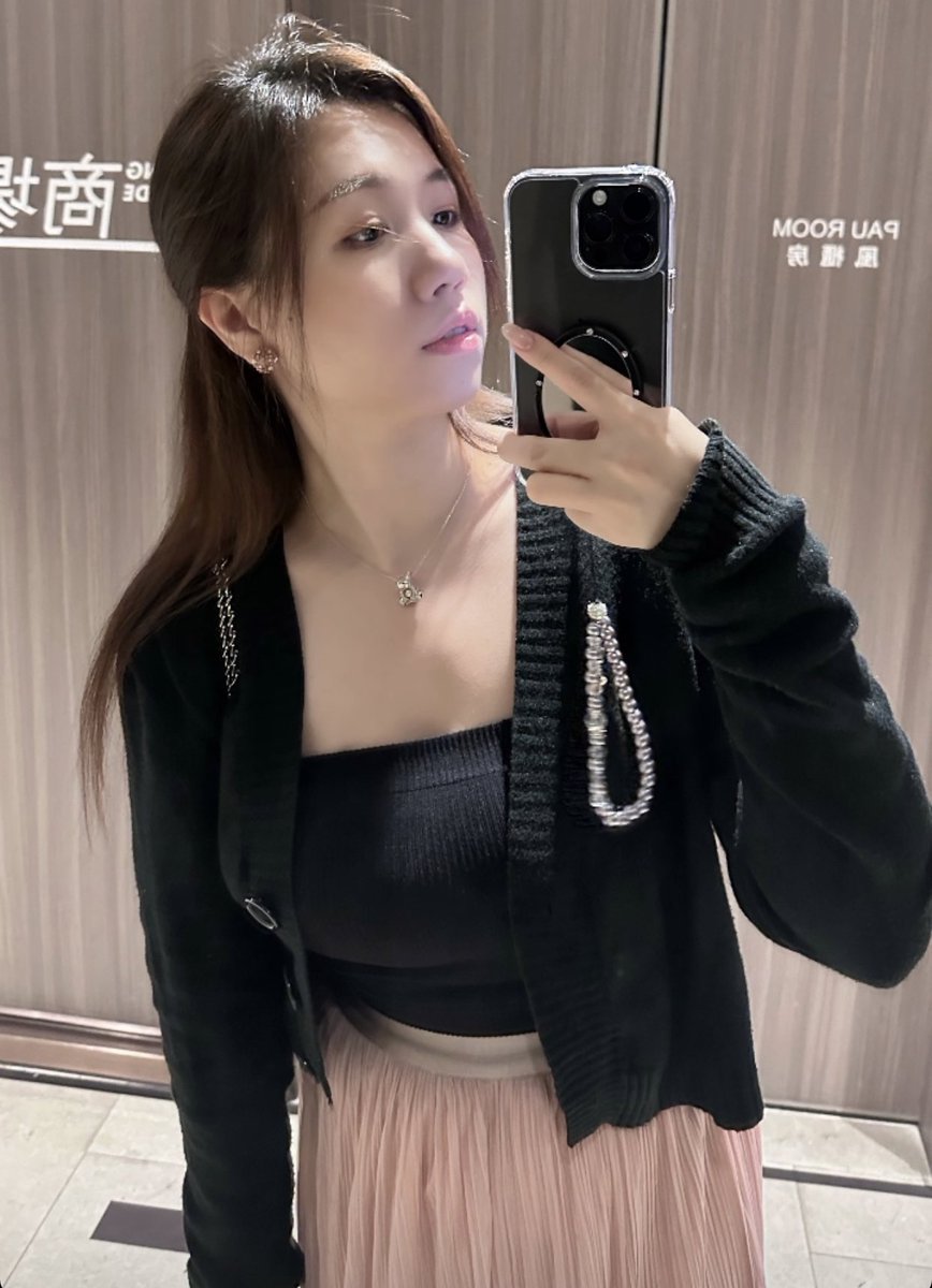 Annie tweet media