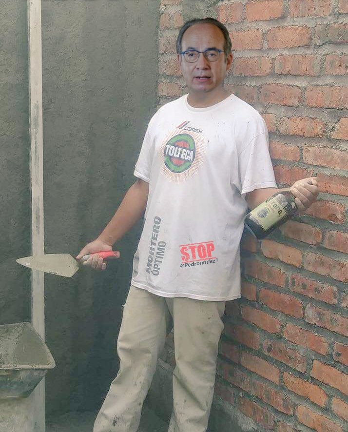 Pedronndez1's tweet image. Felipe TERMINANDO la barda..👇🏽
@FelipeCalderon @Mzavalagc @Luisfecalderonz @AccionNacional @VicenteFoxQue @XochitlGalvez #RefineriaBorolas #TulaHidalgo.