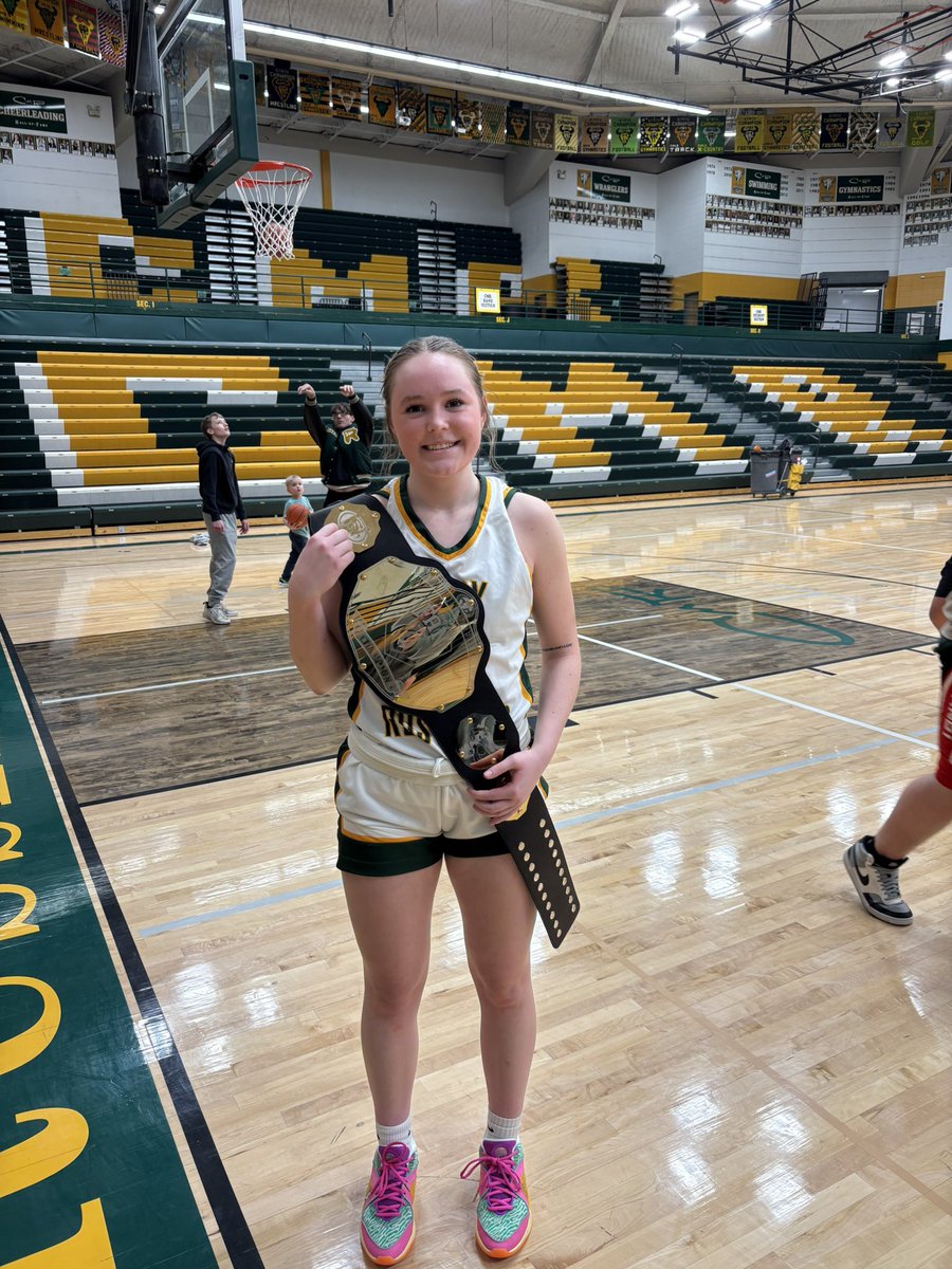 JYDaBigDawg's tweet photo. @a_youngblood4 had a good night on the court! She helped the Lady Rustlers win against Belgrade. She finished with 18pts 6rebs with 4 3’s. She also won player of the game and was interviewed! Way to go girl! @CrownWBB https://t.co/WzreZ4DNgF
