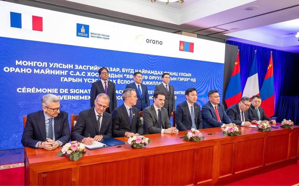 Ерөнхий сайд Л.Оюун-Эрдэнэ: Франц Улстай хөрөнгө оруулалтын гэрээ байгуулснаар Засгийн газрын 14 мега төслийн гурав дахь нь хөдөлж байна

mongolia.gov.mn/news/view/27118