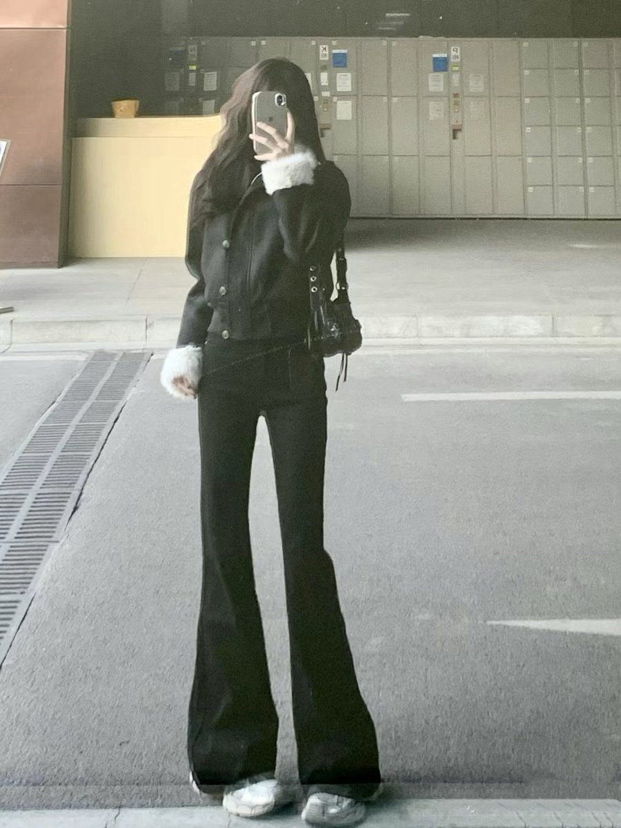 特别喜欢这个穿搭💋，欢迎互关哦，24小时内必回关。