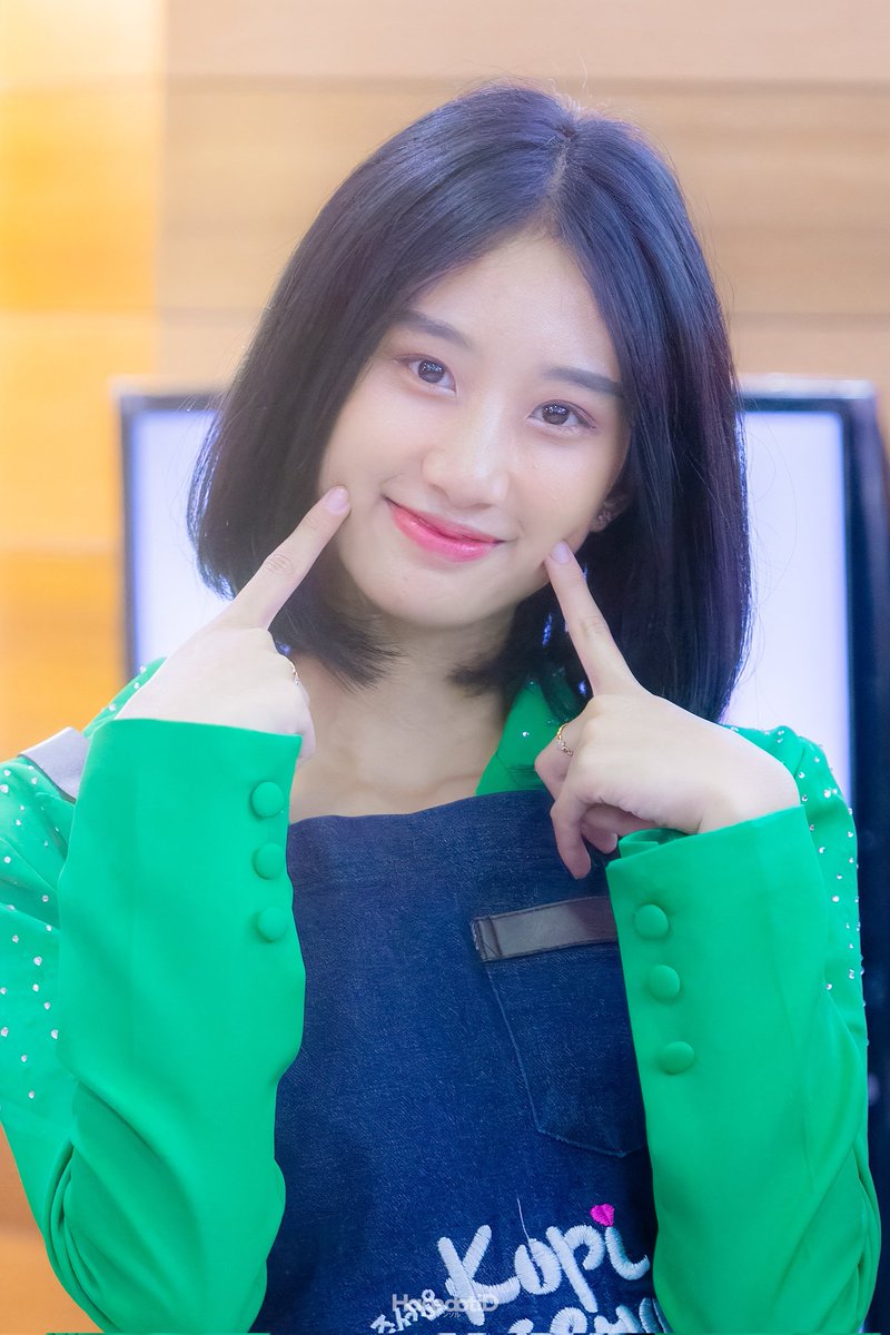 HagedotID's tweet image. Hai Kak Cal @upgirlsCal01, salam kenal ya. Btw bolehkah kamu jadi Obiku satu-satunya?👀 Oia dapet salam dari Kak Rel_19 katanya kamu cuantiks😆. Apalagi yang difoto ini kan? #CALive