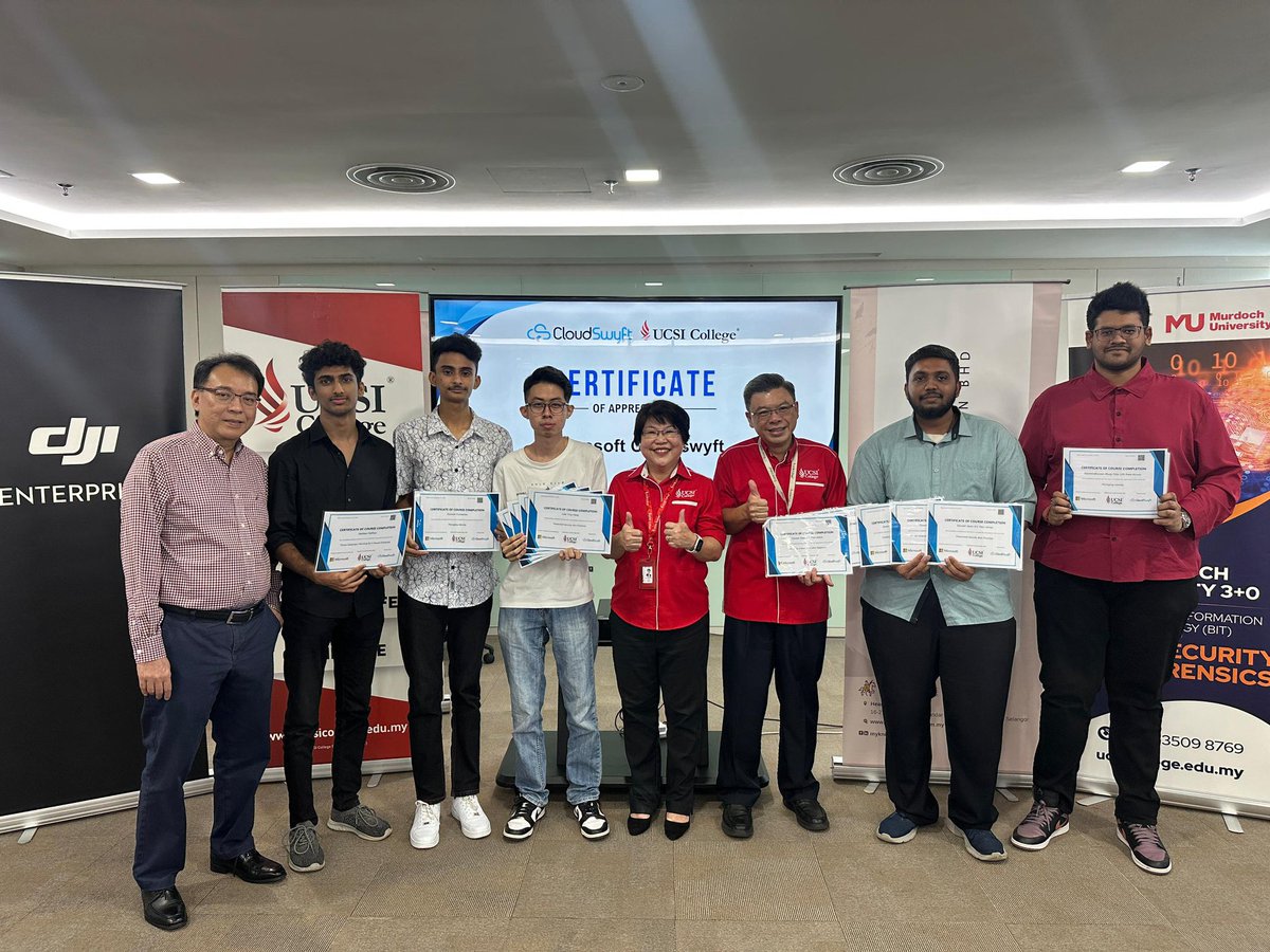 ucsicollege's tweet image. We are also proud to present certificates of appreciation to our talented students who have successfully completed their ODL Programme in:

🎮 UAS (DJI) Pilot Training
☁️ Microsoft Cloudswyft

#UCSICollege #ODLProgramme