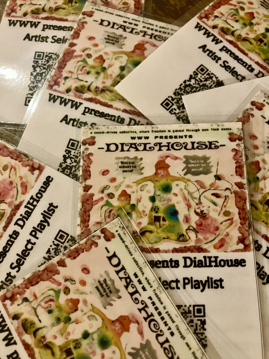 《W/来場特典》本日開催のDial Houseは来場特典付！
CARTHIEFSCHOOL / Nikoん / odd eyes / Texas 3000がセレクトした最近のおすすめ曲をプレイリストでお届けします。入場時にお配りしますのでお楽しみに！