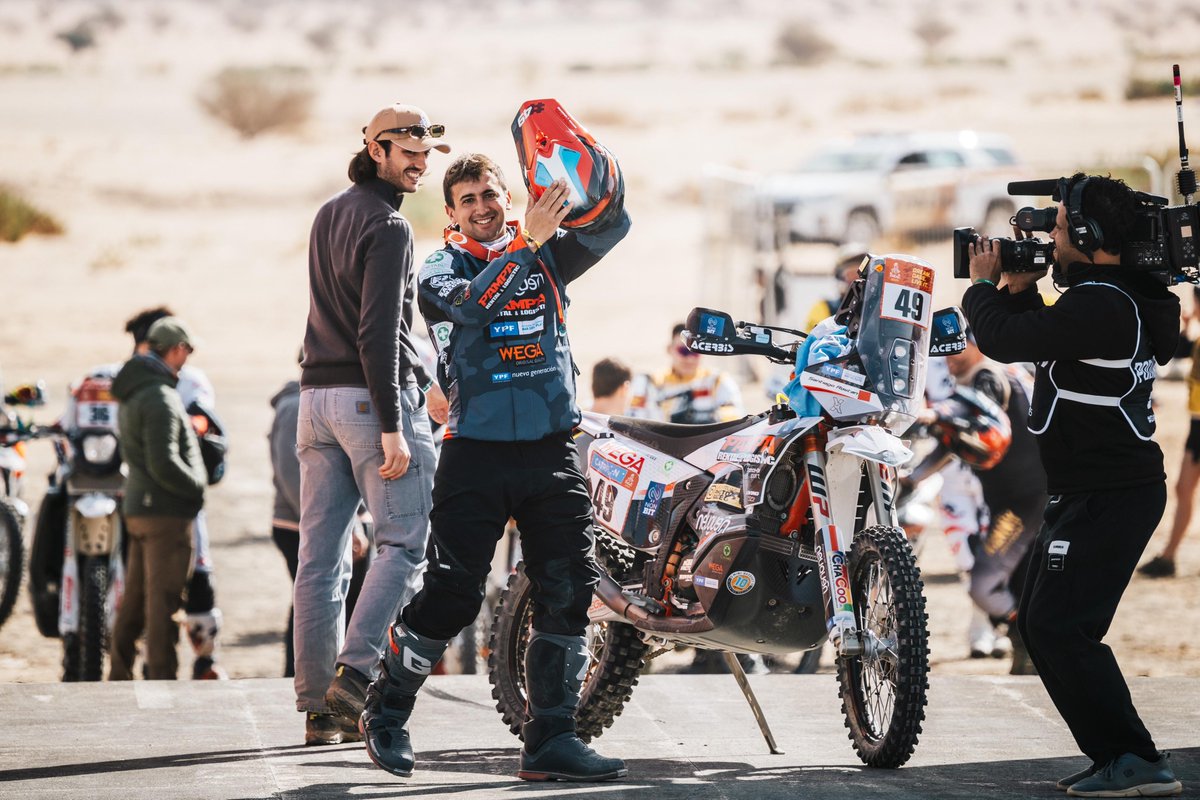 Santiago Rostan terminó el Rally #Dakar2025! 

El piloto argentino cumplió un excelente trabajo en Arabia Saudita y completó las 12 etapas de la carrera más difícil del mundo.

Así, suma su segunda medalla consecutiva en Arabia Saudita.

Felicitaciones Santiago!!
