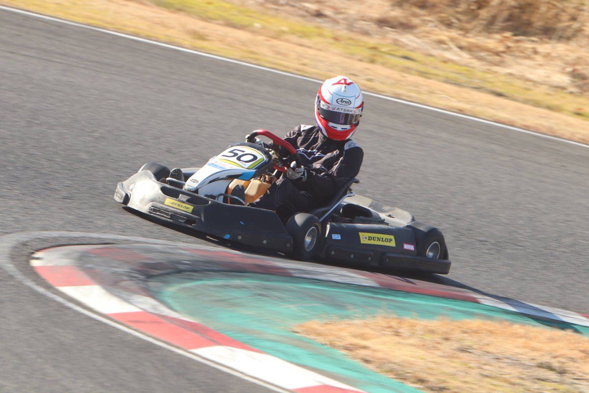 takumi_n_racing's tweet photo. KRP SUZUKA GRAND PRIX 2025
2025年1月4日☀️
P50→P20
2025年、最初のレースでした。
@T_Charsiu さん
素敵なお写真、ありがとうございます!!
#BuzzRacing
#ATEAMBuzzRacing
#simulatorshopshinobu
#たぬきあい https://t.co/oguEzTJJFL