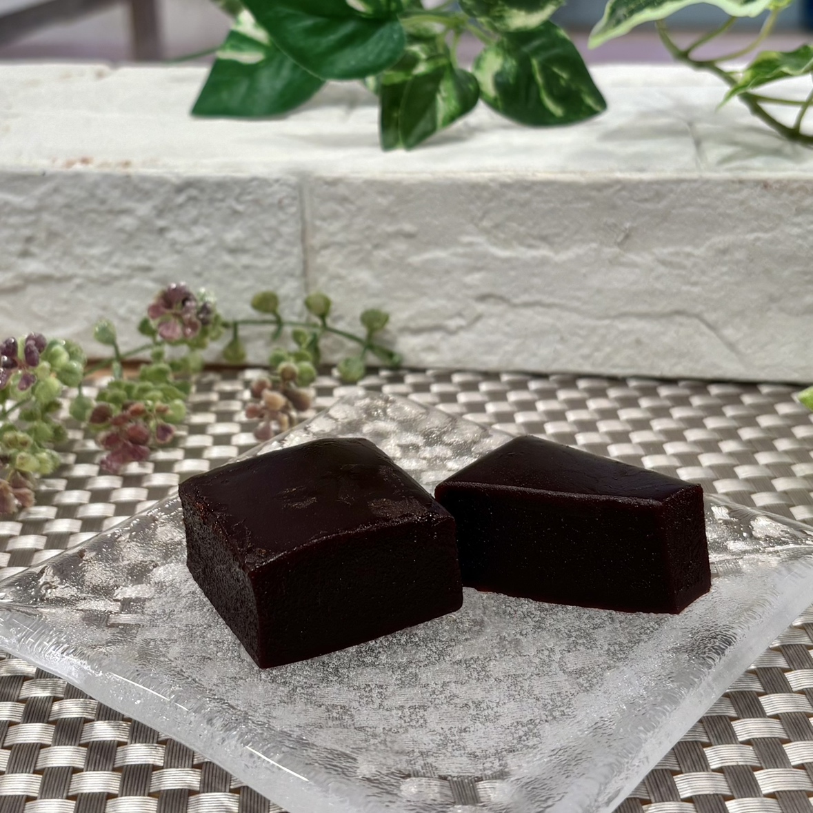 uhb_ittoko's tweet image. 【1/18 #プレゼント企画】
#五勝手屋本舗
「太陽 カカオ羊羹」(4個入り)を4名様に！

■応募方法
1/24 23:59迄に
① @uhb_ittoko をフォロー
② この投稿をリポスト

◎当選者にDM

#UHBいっとこ