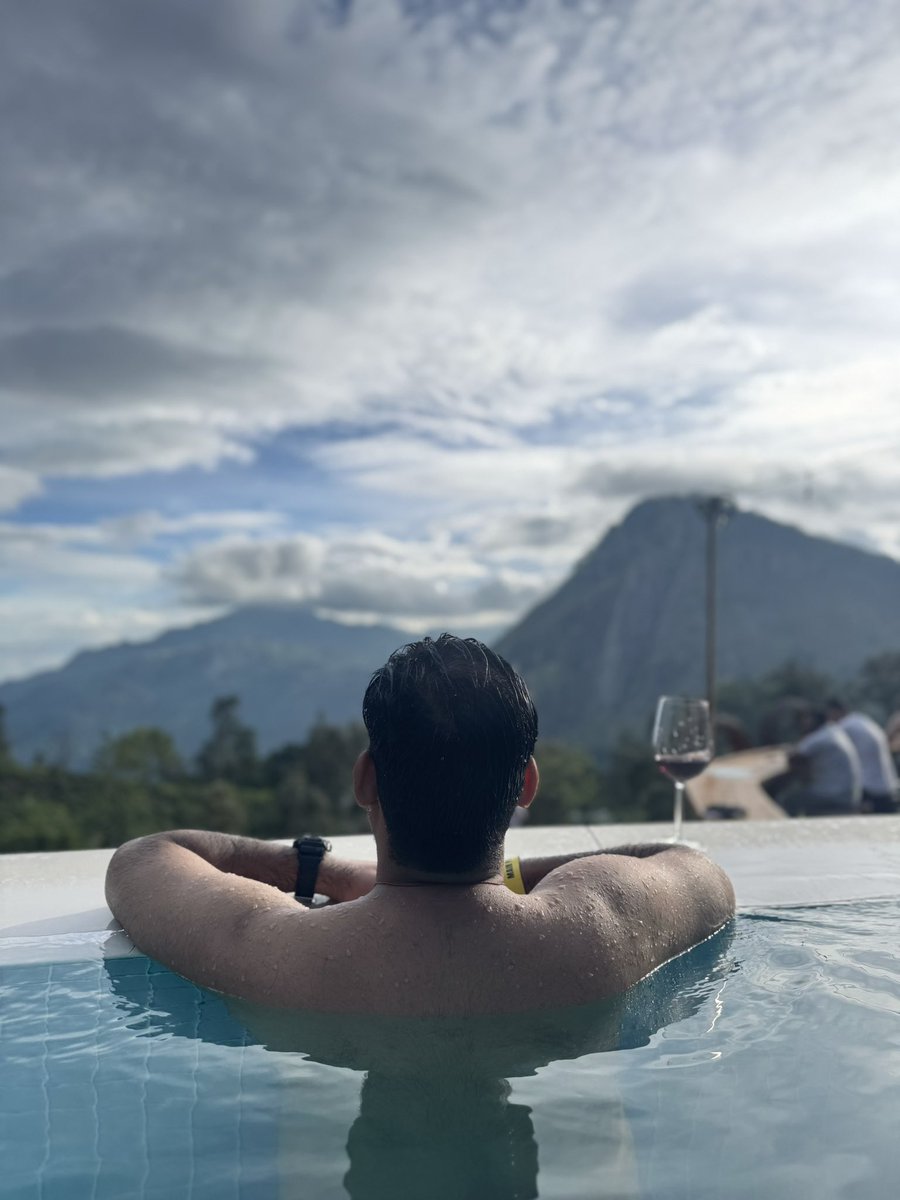 nakshlife's tweet image. 🚨7 days Ultimate Sri Lanka itinerary:
✨In this itinerary I have covered everything Visa related doubts, Currency, Transport & stay charges, local experiences.
➡️ Bonus: I love to explore local cafes so you will find best cafe recommendations also
✅ Bookmark now for later