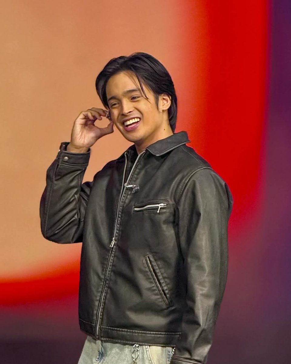 ClopinoAnn's tweet photo. Sabe nga ni Grace sa Saving Grace! 
Hanggang dulo! 

QUIZMOSAn WITH KD

#KDEstrada https://t.co/0C9EwoBjmO