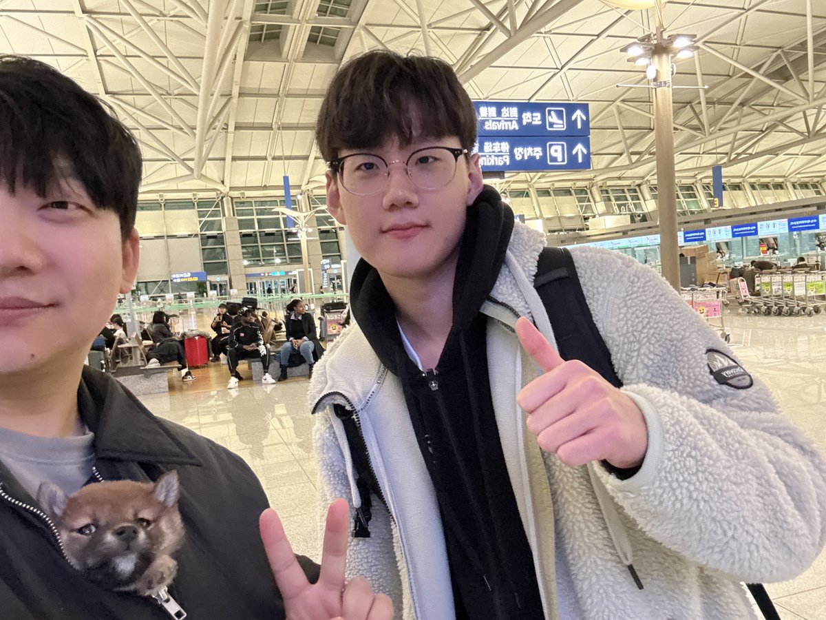 ShadowCorpAgent's tweet photo. We're rooting for your challenge #Sounda
The best Jungle is ready for his next season !
We look forward to his great performance in upcoming competition.
Please give them a lot of support🙏
#Shadowcorp #Sounda #Esports #Agency https://t.co/3kewDZIz0M