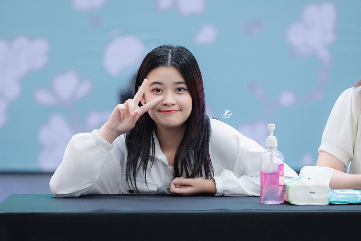 IYoucity's tweet photo. บนโลกใบนี้🌙 มีแค่รอยยิ้มของเธอเท่านั้น ที่ทำให้ฉันยิ้มได้🥰😊
#CGM48 #PimCGM48 #IPimYou #IPimYouCity https://t.co/T0k9edNKa7