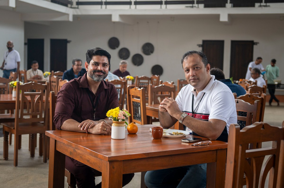 SadhguruAcademy's tweet image. And it begins!
64 participants are at Brand Insight 2025, looking to unlock the power of branding and scale up their business. The program is an experiential exploration of the science of branding, creating a blueprint for a compelling brand, an opportunity to interact with the…