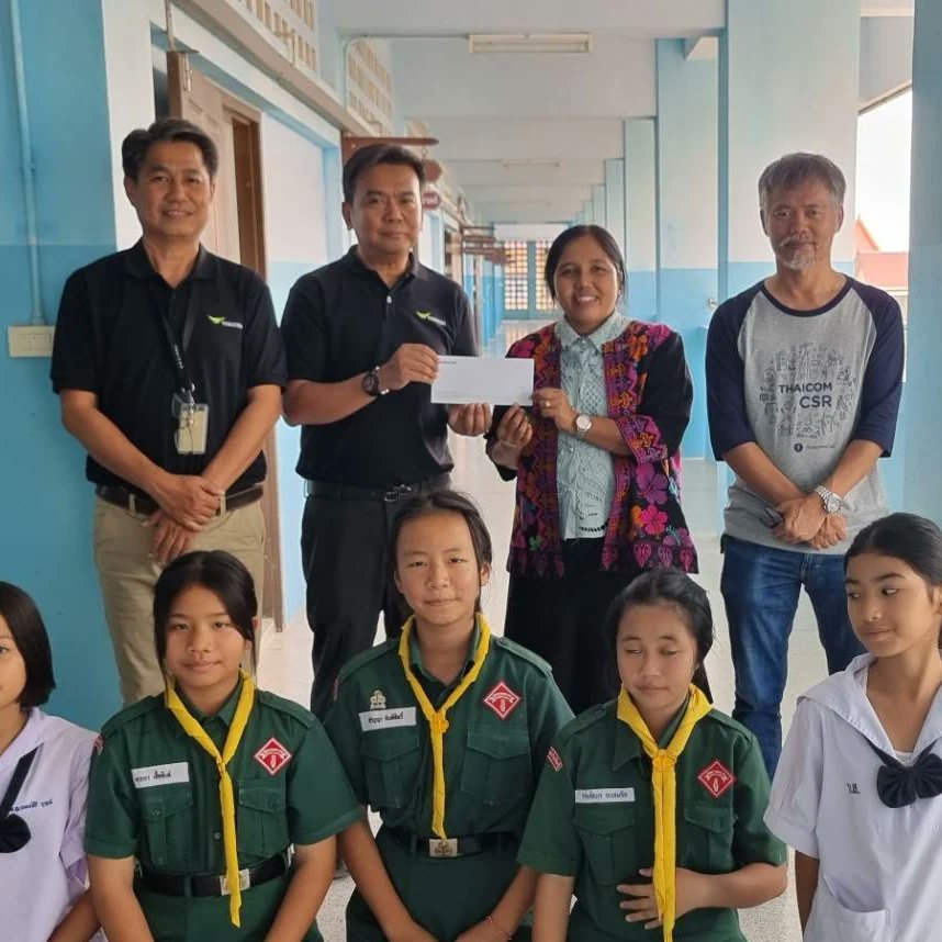 ThaicomCSR's tweet photo. ไทยคม ร่วมส่งความสุขให้น้อง เนื่องในวันเด็กแห่งชาติ 2568 
9 โรงเรียนรอบๆ สถานีภาคพื้นดินไทยคม อ.ลาดหลุมแก้ว จ.ปทุมธานี องค์การบริหารส่วนตำบลบ่อเงิน อ.ลาดหลุมแก้ว จ.ปทุมธานี และ งานวันเด็กแห่งชาติกองทัพอากาศ ทุ่งสีกัน เขตดอนเมือง กทม. https://t.co/r4OB3KmMCW