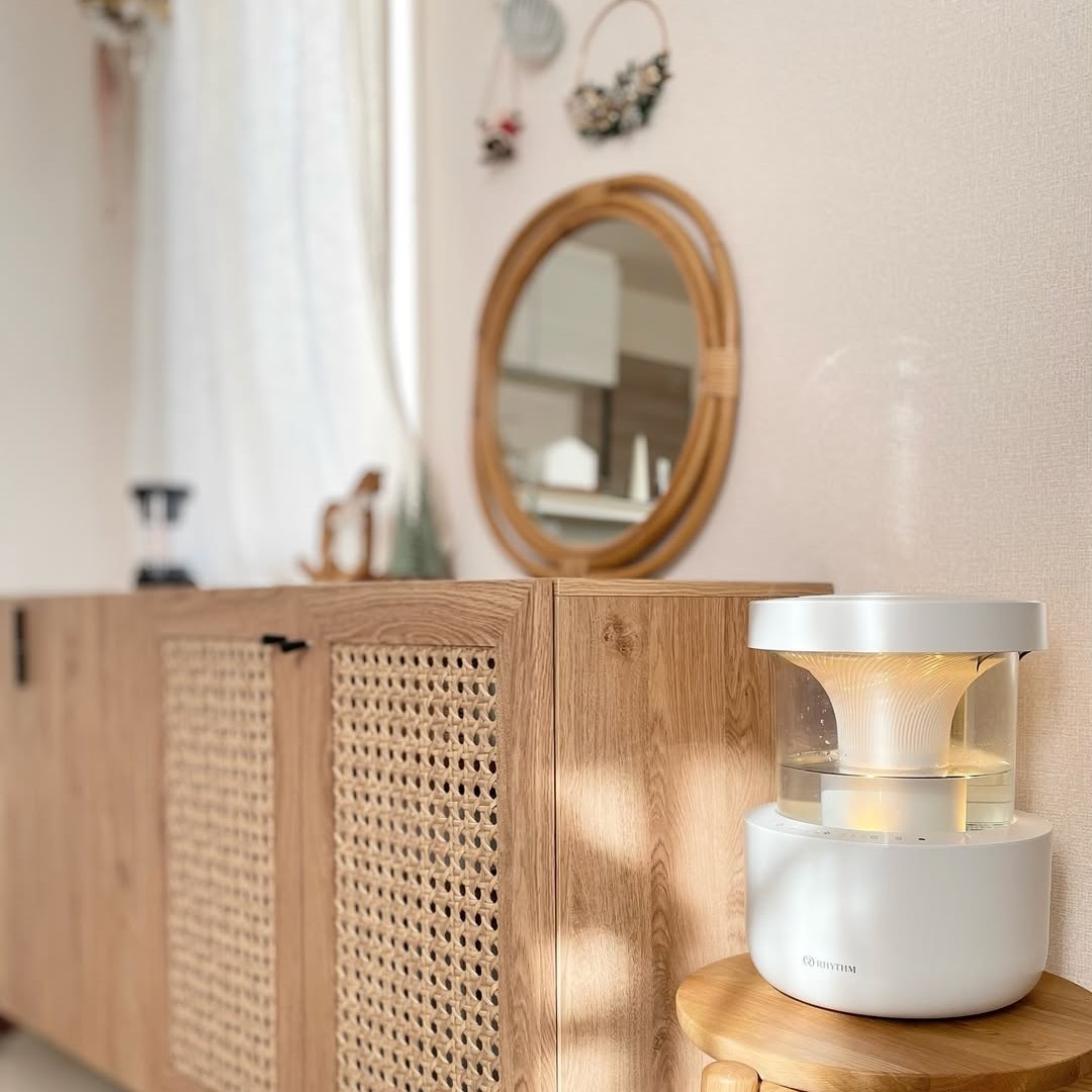 rhythm_1950's tweet photo. #MIST350 ご愛用者さまの声
💭水と光がキラキラして美しいリズムの加湿器です❁
お気に入りはfogモードで、
タンク内を霧で満たしてから
その霧が出てくるのを見て癒されてます♡
Instagram nlife_2631 さま、ありがとうございます
全文はこちら⇒https://t.co/gmf3yICvVj https://t.co/OIDhaquPt9