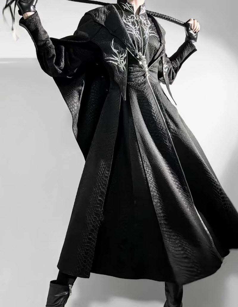 [The Scales of Loong] #GothicLolita Jumper Dresses and Jackets Will Be Sold Out Soon

◆ Shopping Link >>> lolitawardrobe.com/the-scales-of-…