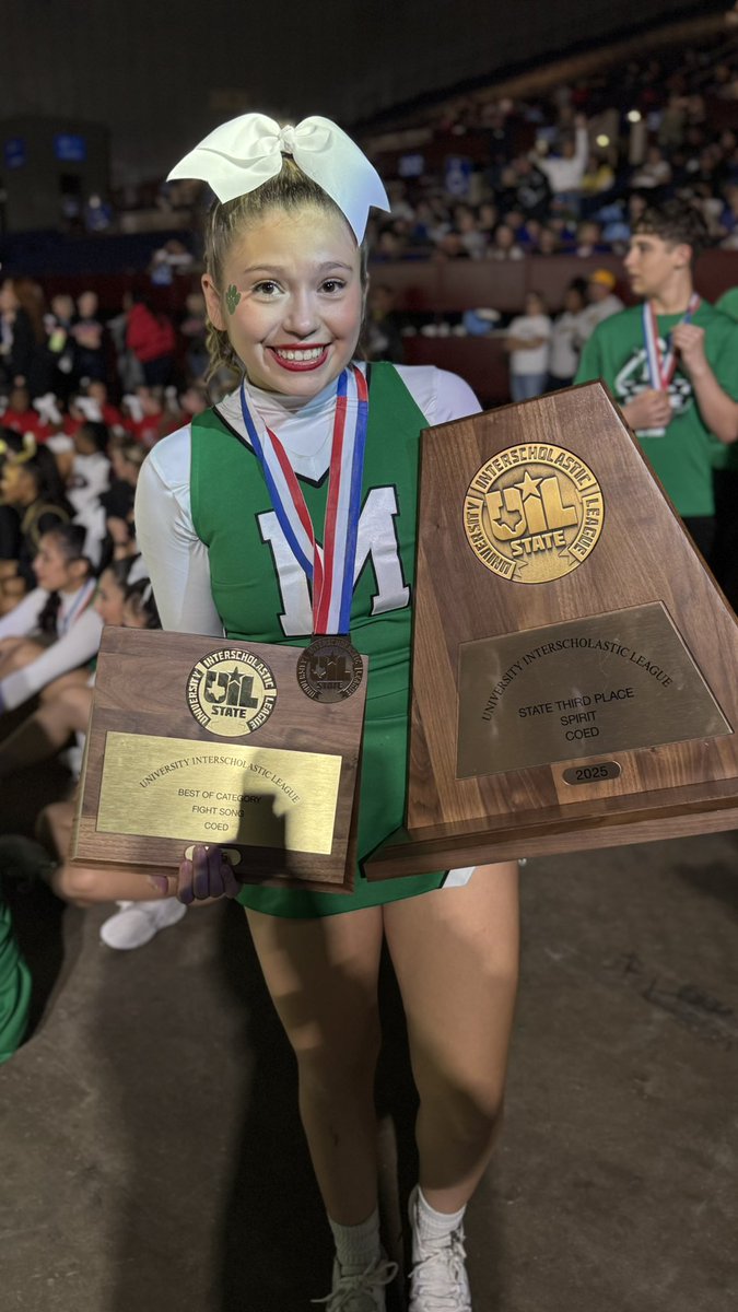 2020Psja's tweet photo. The PSJA Memorial Early College High School Cheerleaders 📣 are your Fight Song Champions and 2025 UIL State Bronze Medalists! 🏆🎶 #psjamemorial #psjaisd #wearememorial #proudwolverine @PSJAMemorial @PSJAISD @WolverinePride_ https://t.co/uV52bpy0md